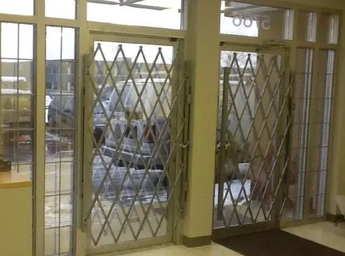 Gates for commercial doors 